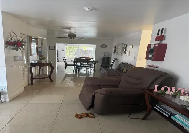 40th image of 7825 Sw 127th Ct, Miami, FL 33183 | MLS# A11963995