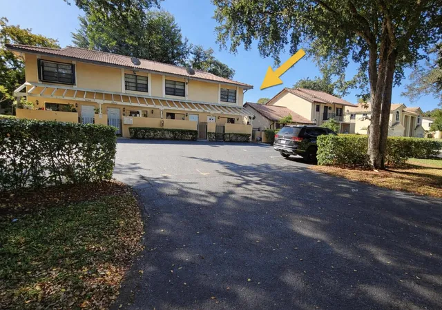 2nd image of 11596 Nw 45Th St, Coral Springs, FL 33065
