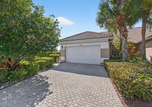 Homes for sale in Boynton Beach, FL | 6862 Swansea Ln, Boynton Beach, FL 33472 | MLS# R11162956