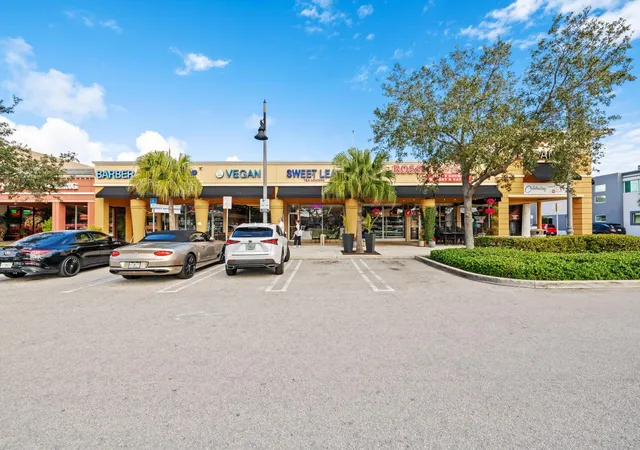 2nd image of 2667 E Atlantic Blvd, Pompano Beach, FL 33062 | MLS# F10549464
