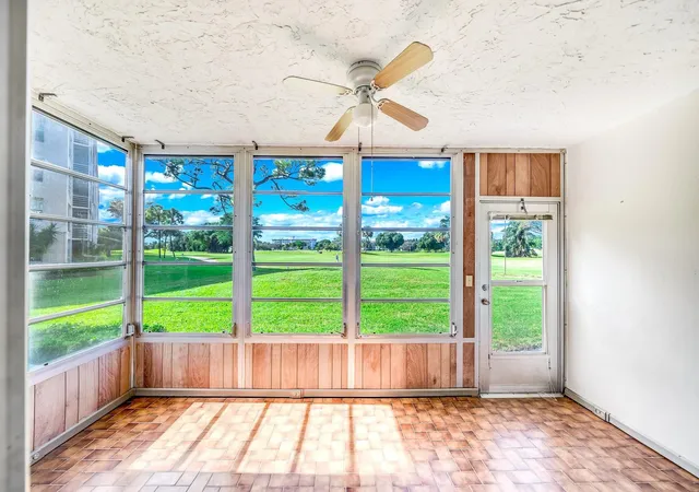 image of 2601 S Crse Dr, Pompano Beach, FL 33069