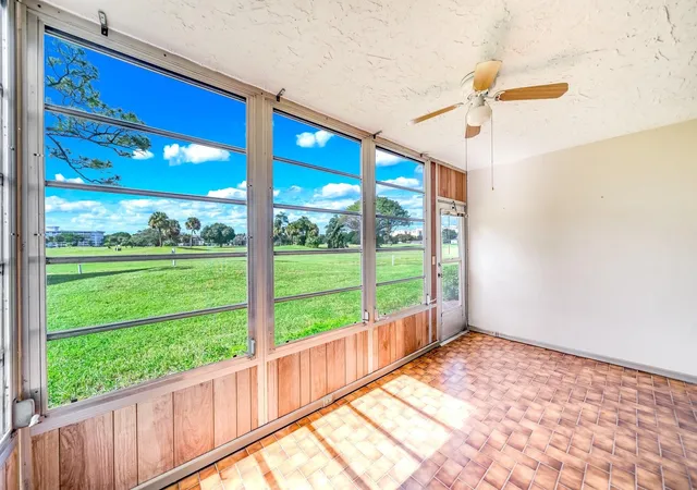 image of 2601 S Crse Dr, Pompano Beach, FL 33069