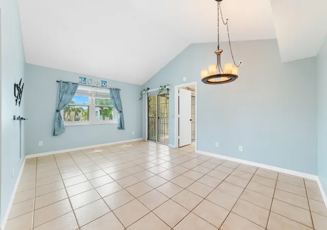 Homes for sale in Port St Lucie, FL | 1627 Se Green Acres Cir #Z203, Port St Lucie, FL 34952 | MLS# R11163005