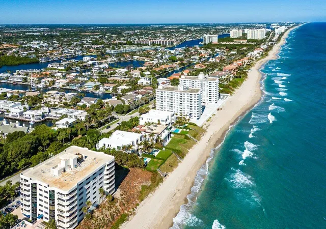 57th image of 4517 S Ocean Blvd, Highland Beach, FL 33487 | MLS# R11163038