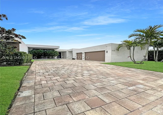 Homes for sale in Weston, FL | 16640 Sunset Way, Weston, FL 33326 | MLS# A11964316
