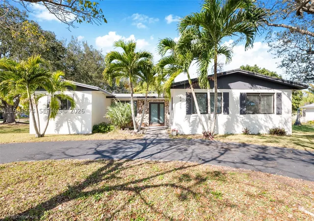 Photo 1 of Sale Pending at 8425 Sw 174th St, Palmetto Bay, FL 33157 | MLS# A11963974 | Listing updated on 2026-09-29