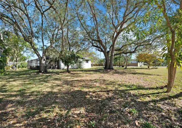 Photo 3 of Sale Pending at 8425 Sw 174th St, Palmetto Bay, FL 33157 | MLS# A11963974 | Listing updated on 2026-09-29