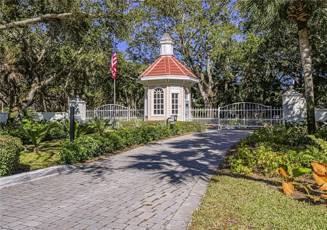 Homes for sale in Indian River Shores, FL | 5690 Highway A1a Highway, Indian River Shores, FL 32963 | Houzeo