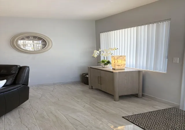 5th image of 3280 Lake Osborne Dr, Lake Worth Beach, FL 33461