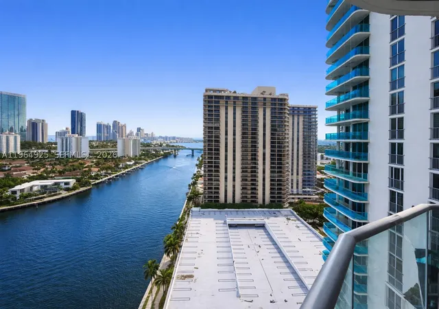 4th image of 19707 Turnberry Way #20G, Aventura, FL 33180 | MLS# A11964925