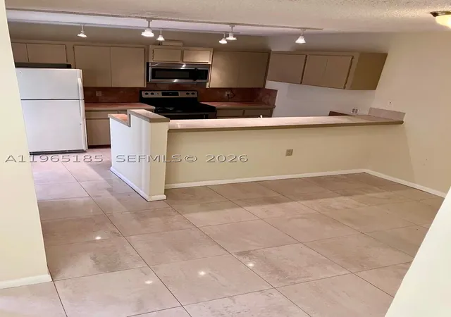 Photo 2 of Townhouse for sale at 2610 26th Way, West Palm Beach, FL 33407 | MLS# A11965185 | Listing updated on 2026-08-21