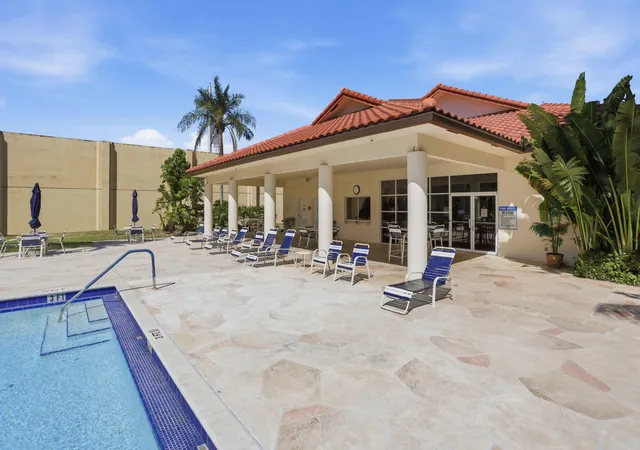 Homes for sale in Boca Raton, FL | 440 Nw 67th St #201, Boca Raton, FL 33487 | MLS# R11163527