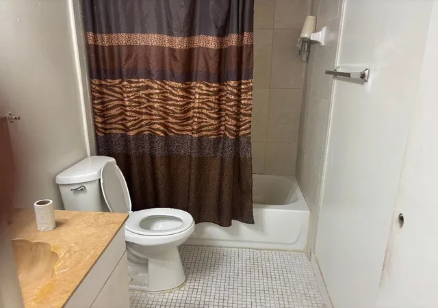 4th image of 2840 Somerset Dr #206, Lauderdale Lakes, FL 33311 | MLS# F10552135