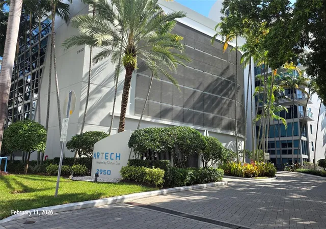 1st image of 2950 Ne 188th St #110, Aventura, FL 33180 | MLS# F10552131