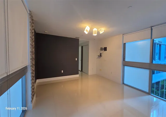 2nd image of 2950 Ne 188Th St, Aventura, FL 33180