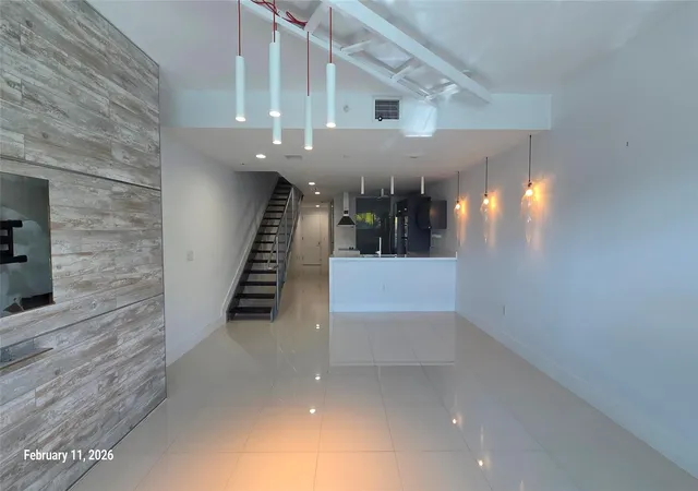2nd image of 2950 Ne 188th St #110, Aventura, FL 33180 | MLS# F10552131