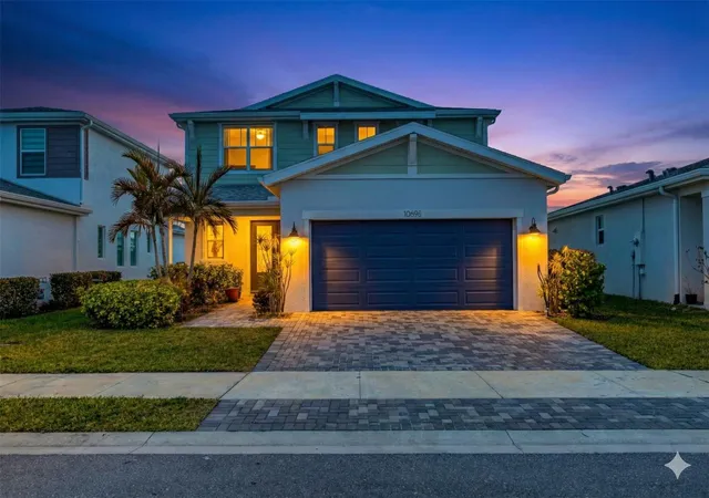 1st image of 10696 Sw Estella Ln, Port St Lucie, FL 34987 | MLS# F10552145