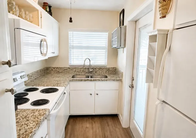 Homes for sale in North Palm Beach, FL | 111 Shore Ct #302, North Palm Beach, FL 33408 | MLS# R11163749