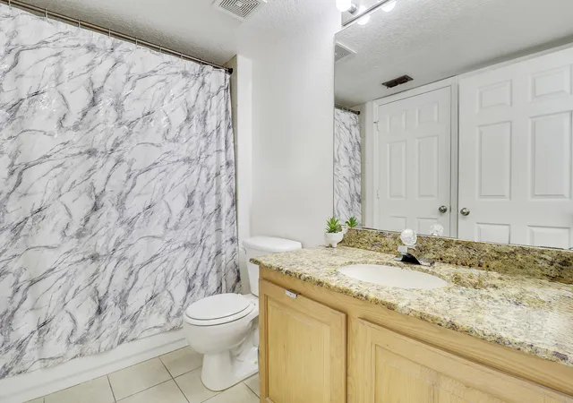 Homes for sale in Port St Lucie, FL | 261 Sw Palm Dr #205, Port St Lucie, FL 34986 | MLS# R11163891
