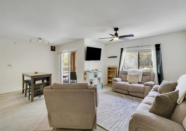 Homes for sale in Port St Lucie, FL | 261 Sw Palm Dr #205, Port St Lucie, FL 34986 | MLS# R11163891