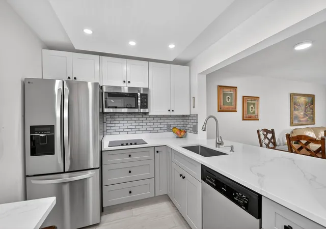 Homes for sale in Boynton Beach, FL | 2615 Ne 3Rd Ct #1060, Boynton Beach, FL 33435 | MLS# R11163934