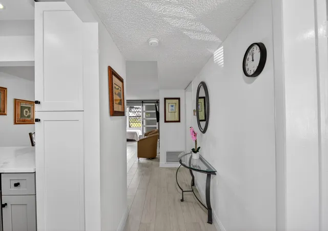 Homes for sale in Boynton Beach, FL | 2615 Ne 3Rd Ct #1060, Boynton Beach, FL 33435 | MLS# R11163934