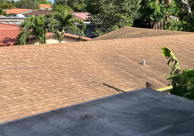 5th image of 733 Nw 33Rd Ave, Miami, FL 33125 | MLS# A11963235