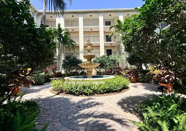 5th image of 4102 Tuscany Wy, Boynton Beach, FL 33435