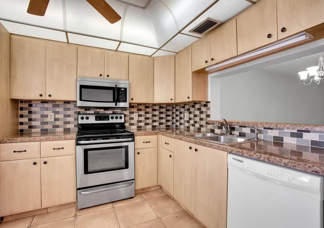 1st image of 3301 Aruba Wy #K4, Coconut Creek, FL 33066 | MLS# F10552161