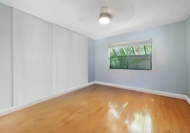 2nd image of 5521 Coach House Cir, Boca Raton, FL 33486
