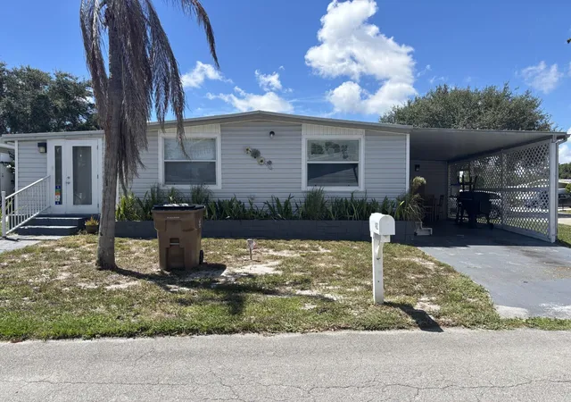 2nd image of 402 Nw Nw 50th Ct Nw, Deerfield Beach, FL 33064 | MLS# R11164409