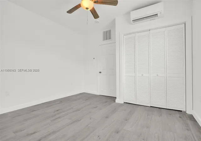 3rd image of 600 Nw 25Th Ct, Miami, FL 33125 | MLS# A11956992