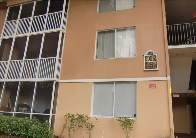 Homes for sale in Pompano Beach, FL | 4045 Mcnab Rd #201 G, Pompano Beach, FL 33069 | MLS# F10552341