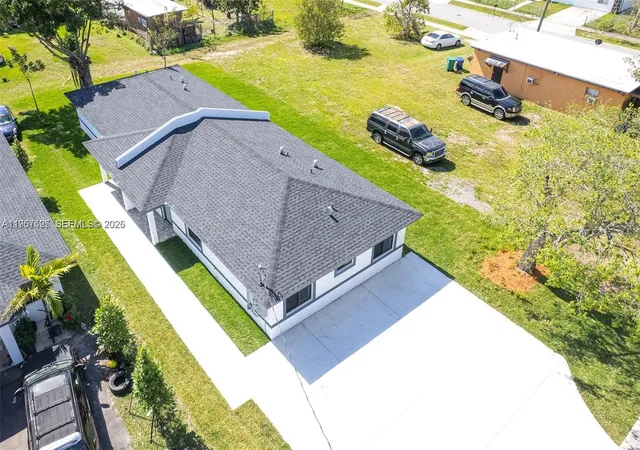 Homes for sale in Florida City, FL | 673 Nw 14, Florida City, FL 33034 | MLS# A11967595