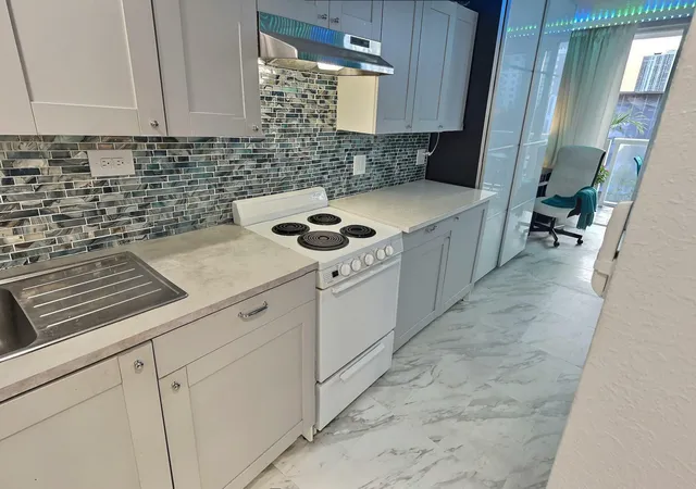 4th image of 19201 Collins Ave #337, Sunny Isles Beach, FL 33160 | MLS# R11160460