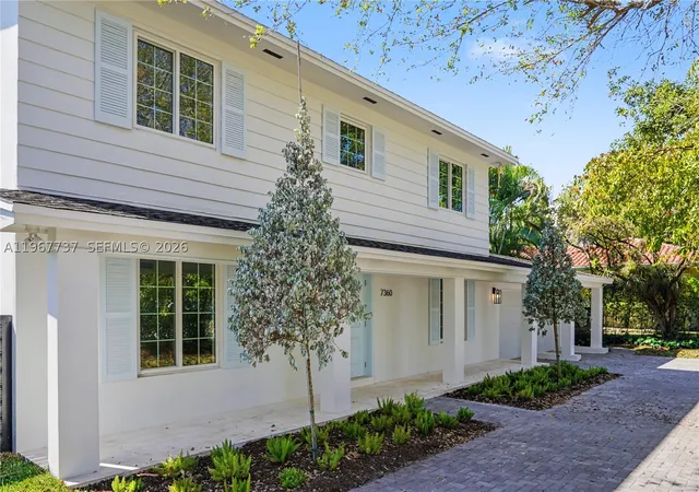 Photo 1 of Single family home for sale at 7360 Sw 128th St, Pinecrest, FL 33156 | MLS# A11967737 | Listing updated on 2026-10-08