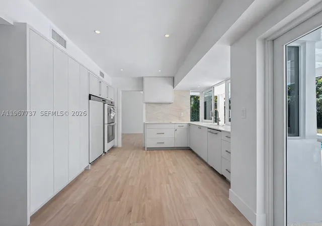 Photo 4 of Single family home for sale at 7360 Sw 128Th St, Pinecrest, FL 33156 | MLS# A11967737 | Listing updated on 2026-10-08