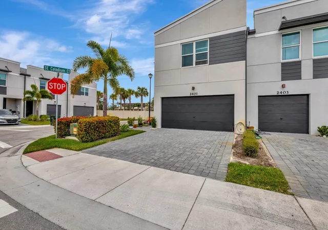 4th image of 2401 Se Tarvest Wy, Stuart, FL 34997 | MLS# R11164718