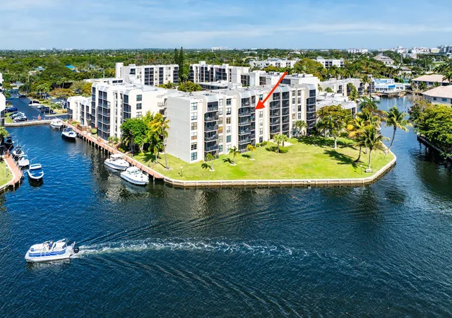 Homes for sale in Boca Raton, FL | 7 Royal Palm Wy, Boca Raton, FL 33432