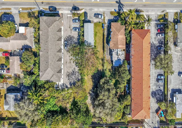 5th image of 2322 Johnson St, Hollywood, FL 33020 | MLS# R11164599