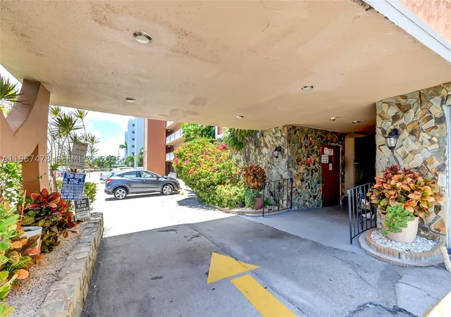 Photo 3 of Condo for sale at 301 Ne 14th Ave #702, Hallandale Beach, FL 33009 | MLS# A11967478 | Listing updated on 2026-09-28