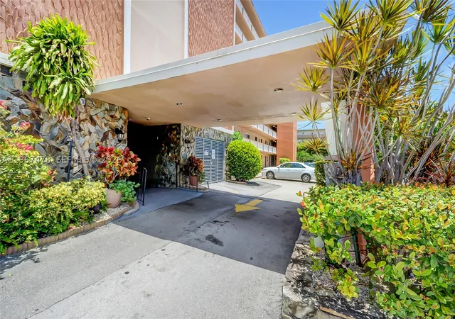 Photo 1 of Condo for sale at 301 Ne 14th Ave #702, Hallandale Beach, FL 33009 | MLS# A11967478 | Listing updated on 2026-09-28