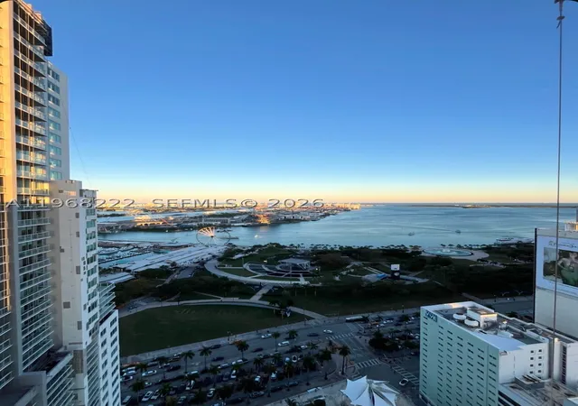 Photo 2 of Condo for sale at 253 Ne 2nd St #3903, Miami, FL 33132 | MLS# A11968222 | Listing updated on 2026-10-08