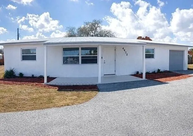 3rd image of 4472 Se Alden Ave, Stuart, FL 34997 | MLS# R11164901