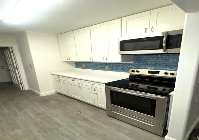 5th image of 4472 Se Alden Ave, Stuart, FL 34997 | MLS# R11164901