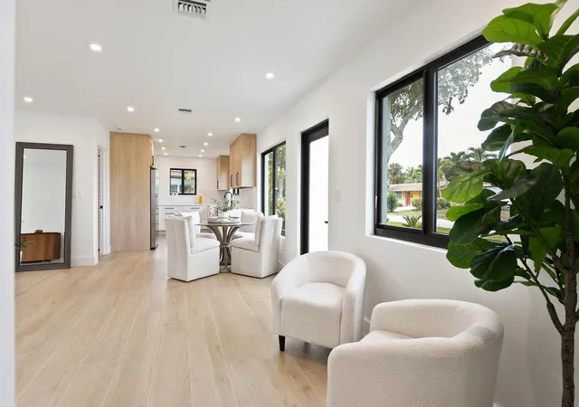 2nd image of 1320 S Deerfield Ave, Deerfield Beach, FL 33441 | MLS# R11164906