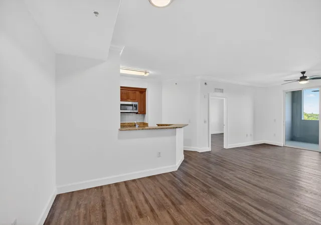 3rd image of 1660 Renaissance Commons Blvd #2407, Boynton Beach, FL 33426 | MLS# R11164914