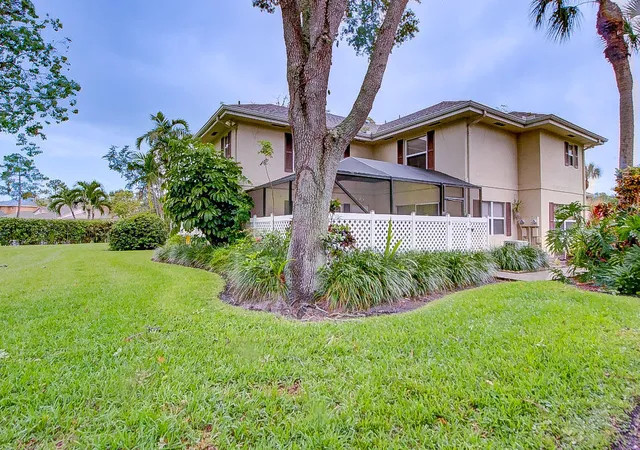 1st image of 44 Essex Ct #B, Royal Palm Beach, FL 33411 | MLS# R11164967