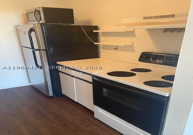 Photo 4 of Condo for sale at 2020 Ne 135Th St #901, North Miami, FL 33181 | MLS# A11966451 | Listing updated on 2026-08-14