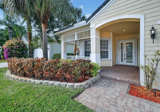 Homes for sale in Port St Lucie, FL | 120 Nw Willow Grove Ave, Port St Lucie, FL 34986 | MLS# R11165173